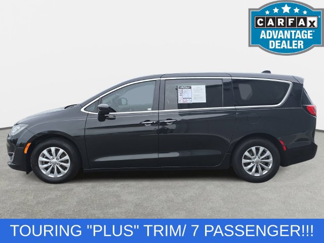 Used 2018 Chrysler Pacifica Touring Plus FWD image 8