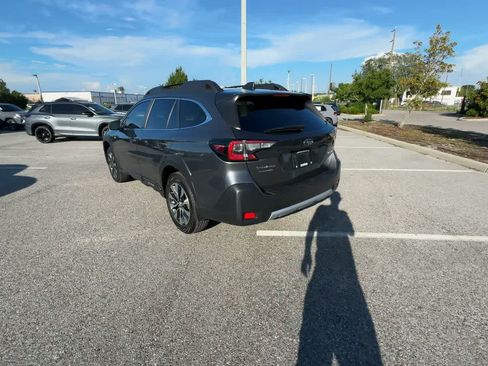 Used 2025 Subaru Outback Limited AWD/4WD image 6