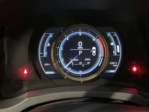 Used 2017 Lexus RC 200t F Sport image 13