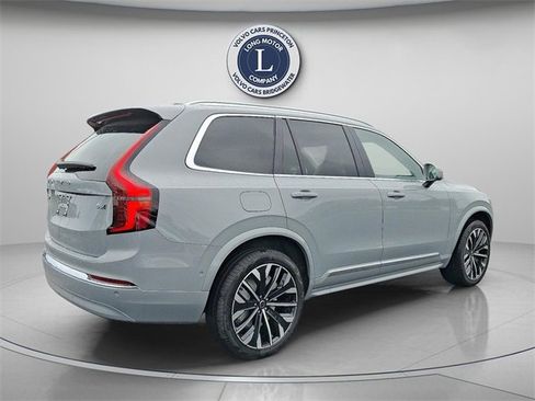 New 2026 Volvo XC90 B6 Ultra image 4