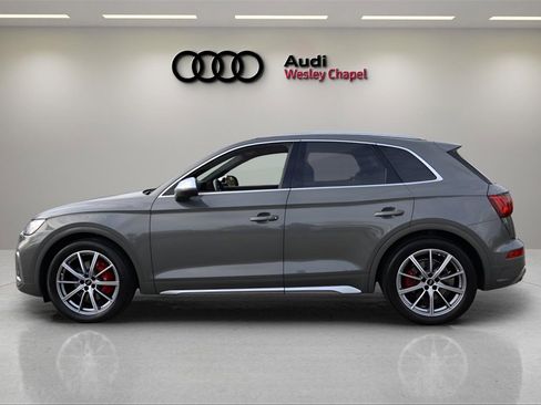 Used 2023 Audi SQ5 Premium Plus w/ Premium Plus Package image 2