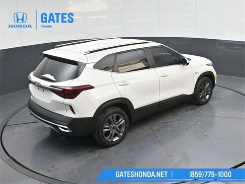 Used 2022 Kia Seltos S image 39