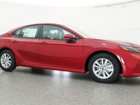 New 2026 Toyota Camry LE FWD image 28