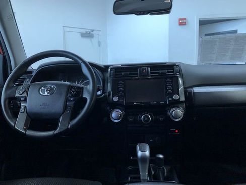 Certified 2020 Toyota 4Runner TRD Off-Road image 18