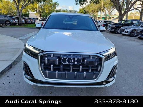 Certified 2025 Audi Q7 3.0T Premium w/ Convenience Package image 3