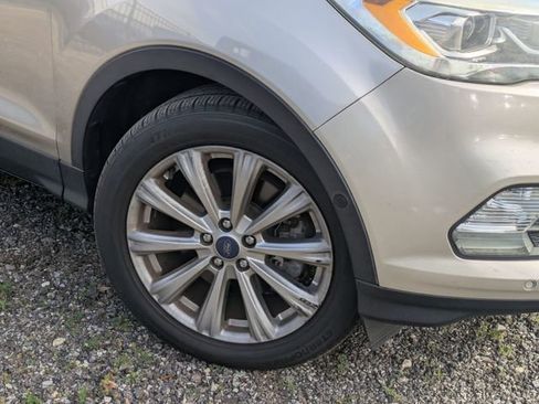 Used 2017 Ford Escape Titanium w/ Equipment Group 301A image 5