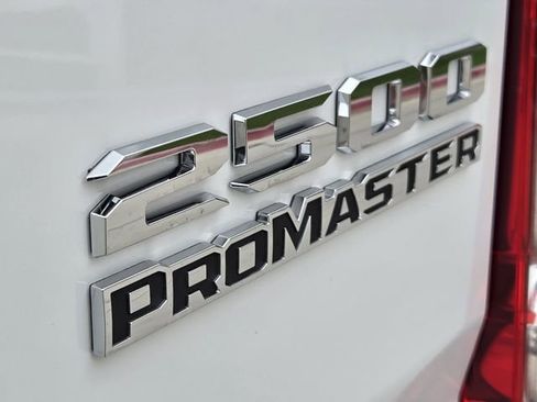 Used 2025 RAM ProMaster 2500 FWD image 10
