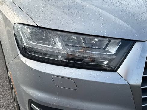 Used 2019 Audi Q7 3.0T Premium Plus w/ Premium Plus Package AWD/4WD image 9