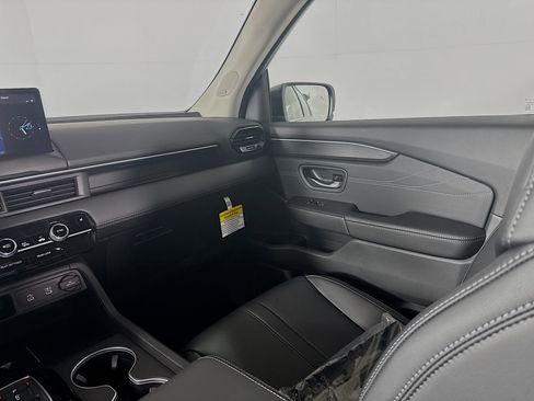 New 2026 Honda Pilot Touring image 29