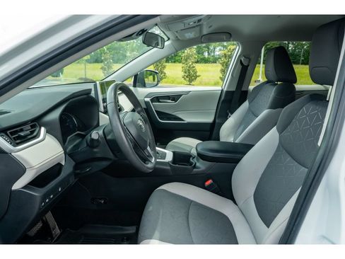 Used 2023 Toyota RAV4 XLE w/ XLE Grade Weather Package AWD/4WD image 13
