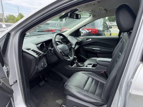 Used 2017 Ford Escape Titanium FWD image 7