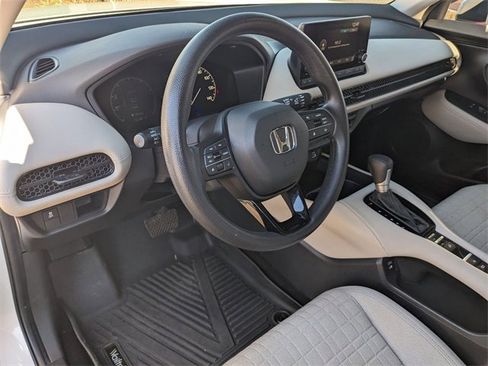 Used 2024 Honda HR-V LX image 8