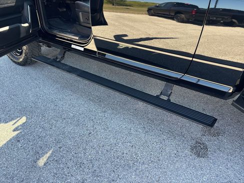 Used 2024 RAM 3500 Limited image 9