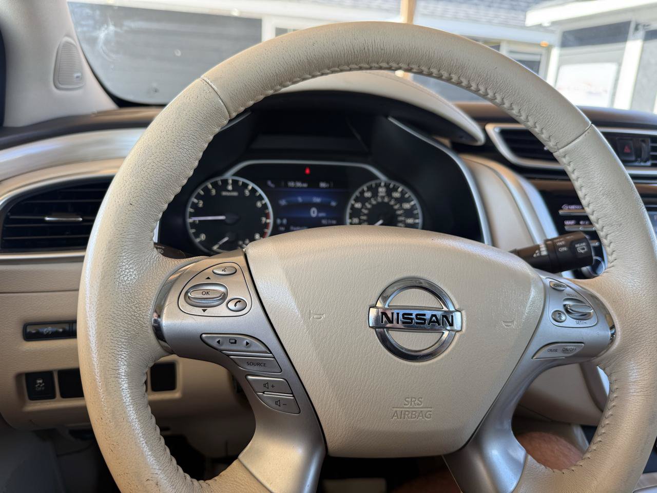 Used 2015 Nissan Murano Platinum w/ Platinum Technology Package AWD/4WD image 33