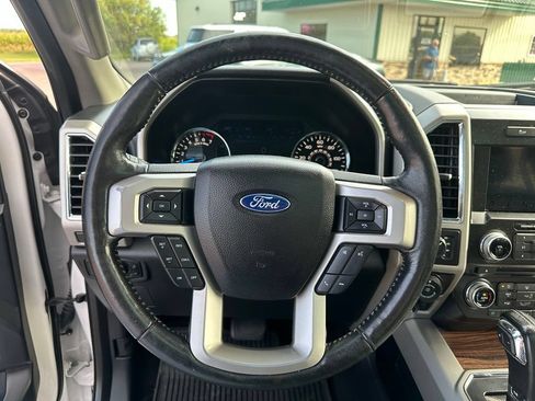 Used 2017 Ford F150 Lariat w/ Equipment Group 502A Luxury AWD/4WD image 15