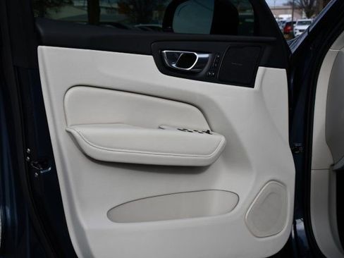 New 2026 Volvo XC60 B5 Ultra w/ Protection Package Premier AWD/4WD image 10