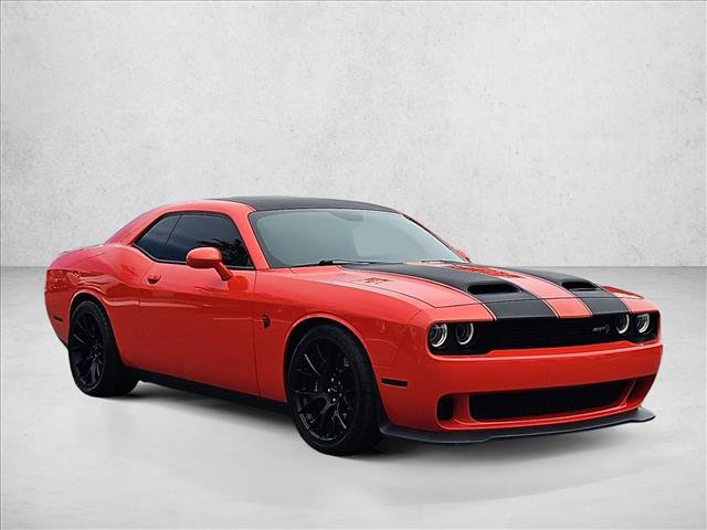 Used 2019 Dodge Challenger SRT Hellcat w/ Plus Package RWD image 3