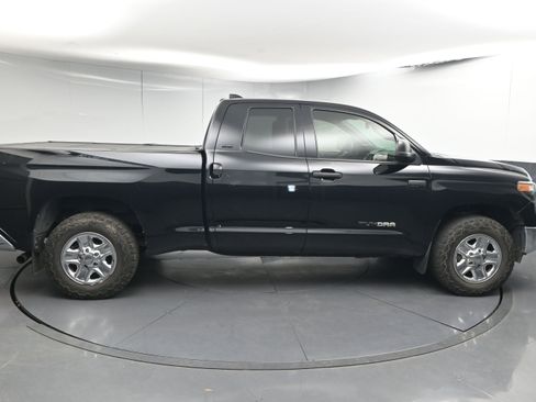 Used 2021 Toyota Tundra SR5 w/ SR5 Upgrade Package image 9
