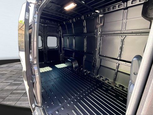 New 2026 RAM ProMaster 3500 w/ Quick Order Package 22H SLT+ FWD image 10