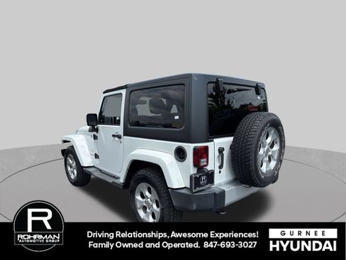 Used 2015 Jeep Wrangler Sahara w/ Dual Top Group AWD/4WD image 7