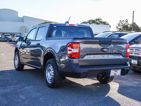 New 2025 Ford Maverick XL image 4