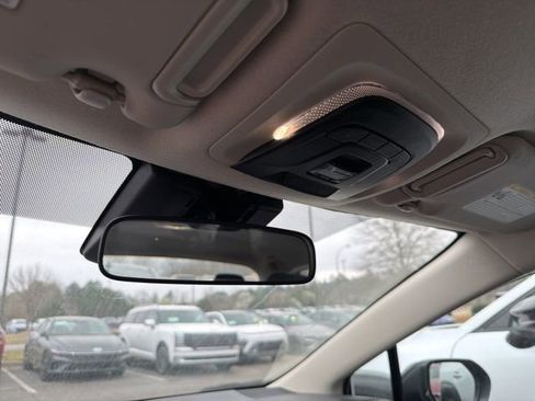 Used 2024 Toyota Corolla LE image 18