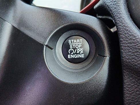 Used 2020 Jeep Compass Trailhawk w/ Trailer Tow Group image 16