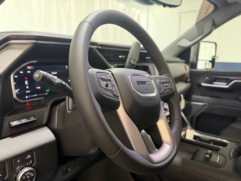 New 2026 GMC Sierra 2500 Denali w/ Denali Reserve Package AWD/4WD image 15