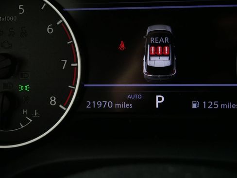 Used 2023 Nissan Rogue SL AWD/4WD image 32