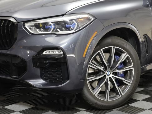 Used 2019 BMW X5 xDrive50i w/ M Sport Package AWD/4WD image 3