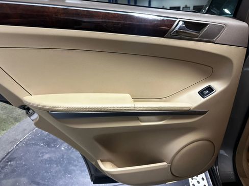 Used 2008 Mercedes-Benz ML 550 4MATIC image 17