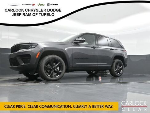 New 2025 Jeep Grand Cherokee Altitude image 75