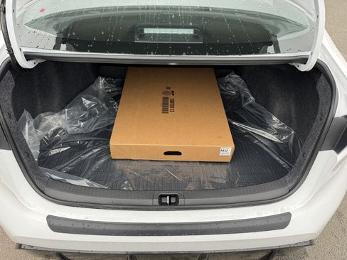 New 2026 Toyota Corolla SE FWD image 8