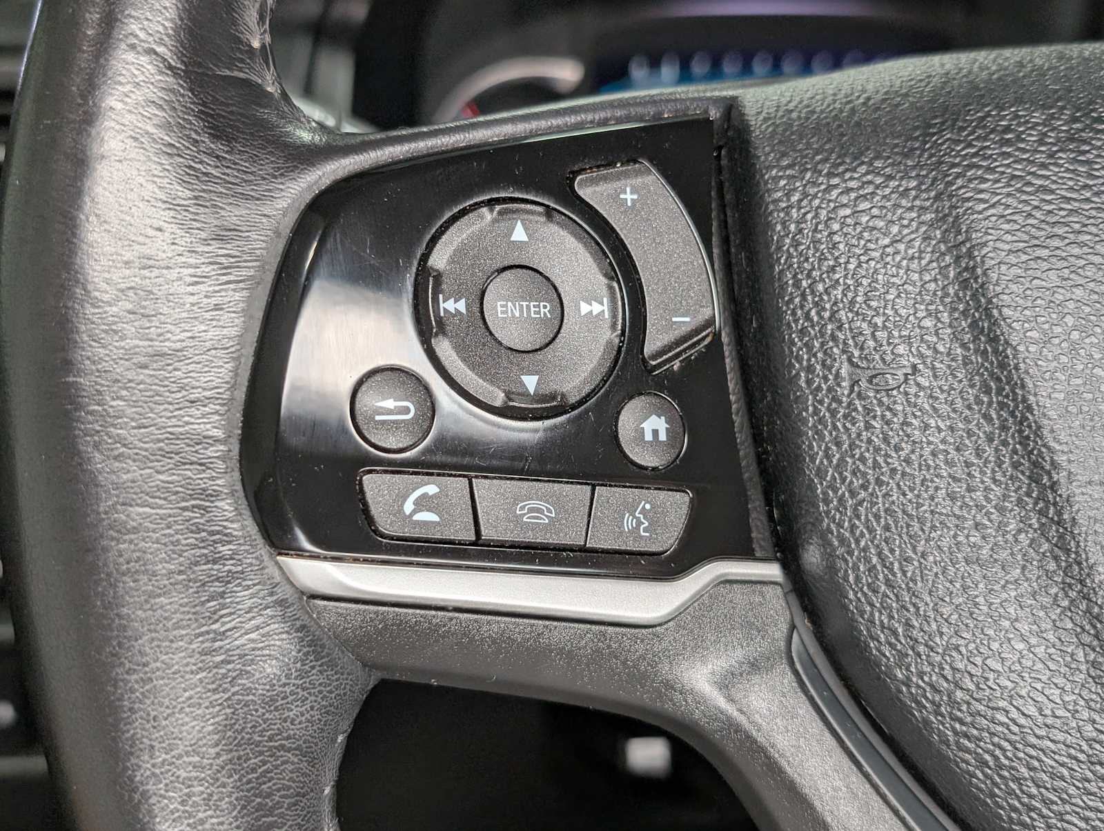 Used 2020 Honda Pilot Touring image 38