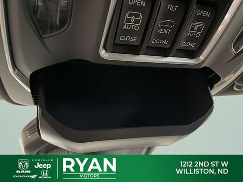 New 2026 Jeep Cherokee Overland w/ Advanced Pro Tech Group image 36