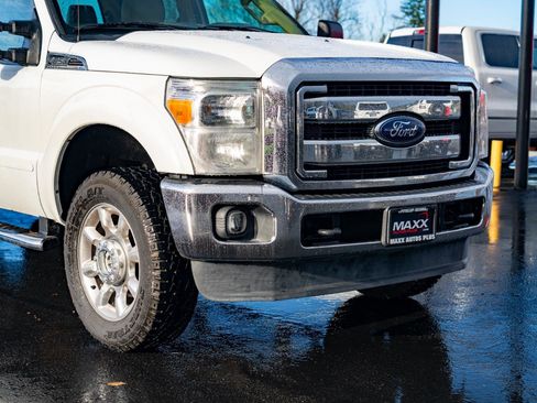 Used 2014 Ford F250 Lariat w/ Lariat Interior Package image 7