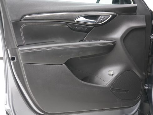 Used 2021 Buick Envision Essence w/ Sport Touring Package FWD image 14