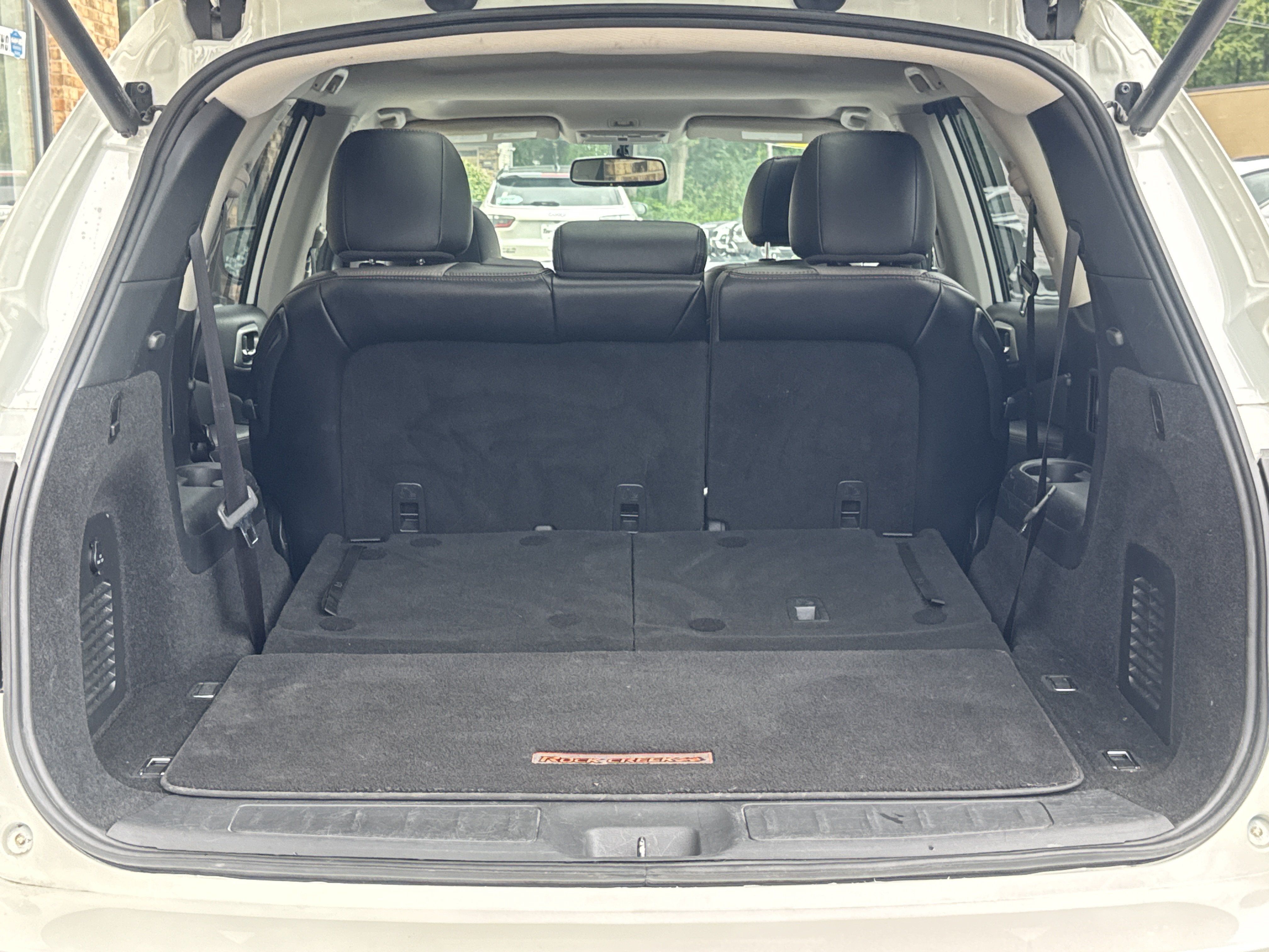 Used 2020 Nissan Pathfinder SL AWD/4WD image 18