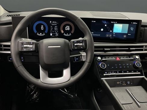 Used 2025 Hyundai Santa Fe XRT image 5