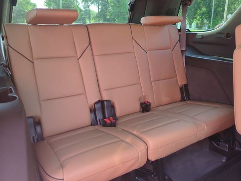 Certified 2025 Cadillac Escalade Premium Luxury w/ Touring Package AWD/4WD image 26
