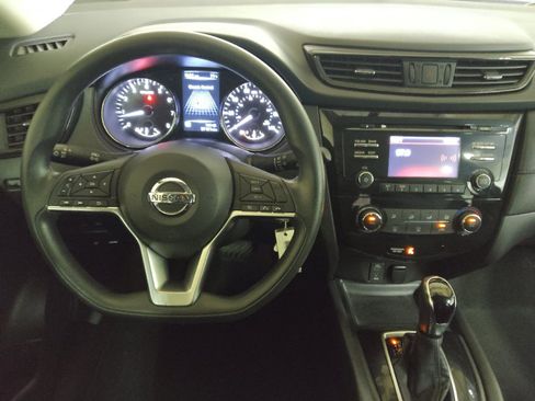 Used 2017 Nissan Rogue S FWD image 22