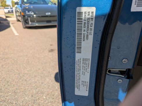 Used 2020 Dodge Charger SXT image 31