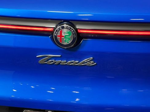 Used 2024 Alfa Romeo Tonale Veloce image 12