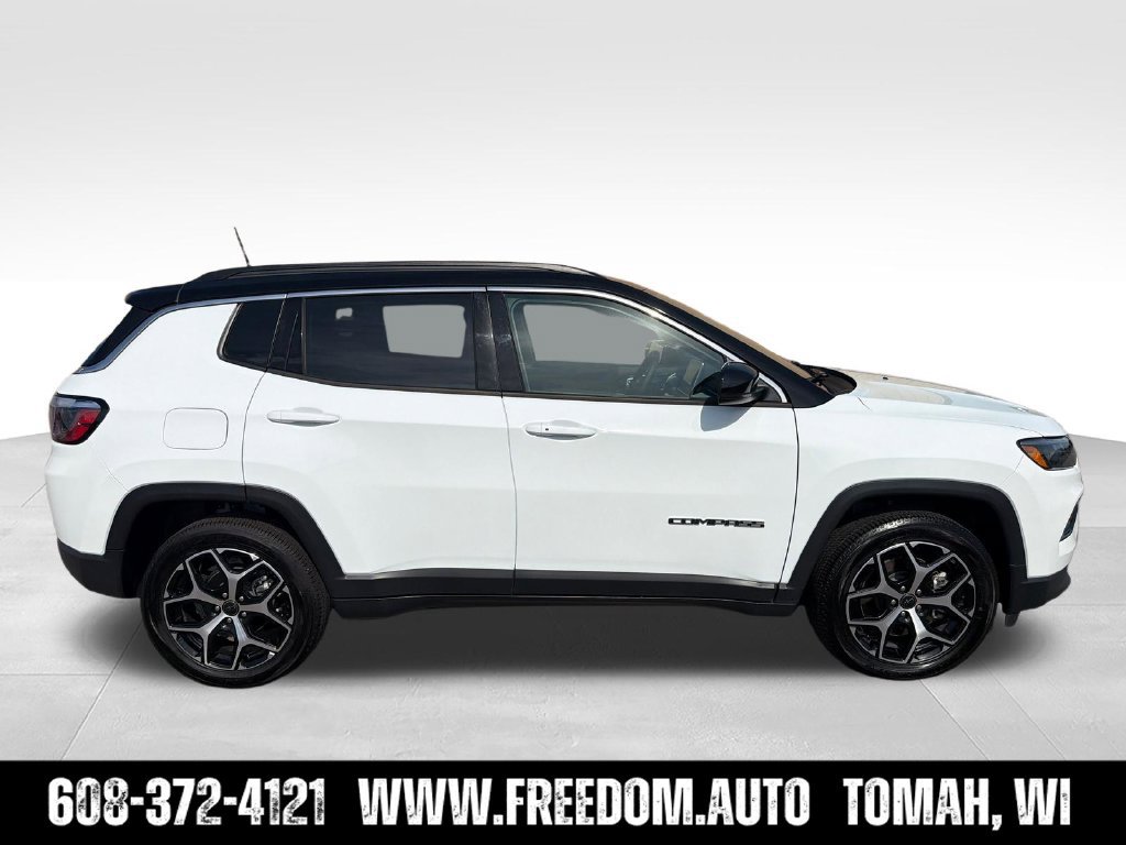 Used 2025 Jeep Compass Limited AWD/4WD image 6