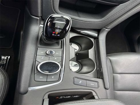 Used 2025 Cadillac XT5 Premium Luxury image 21