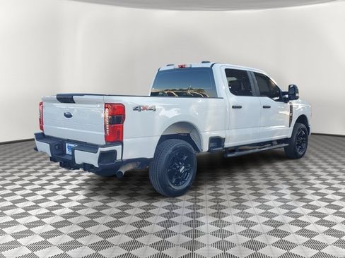 Used 2023 Ford F250 XL w/ STX Appearance Package image 7