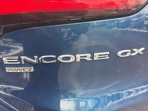 Used 2020 Buick Encore GX Preferred w/ Cold Weather Comfort Package image 9