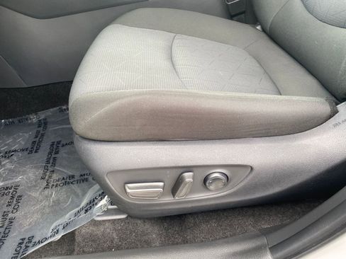 Used 2025 Toyota RAV4 XLE w/ Weather Package image 22