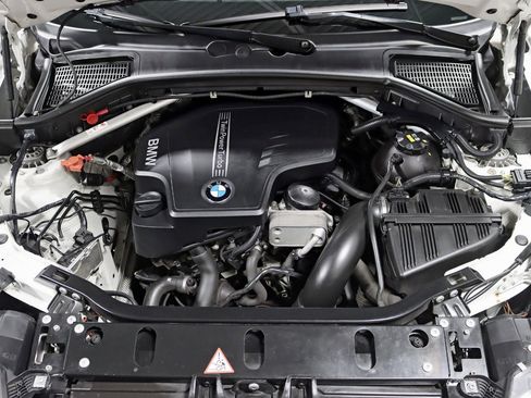 Used 2016 BMW X3 xDrive28i AWD/4WD image 35