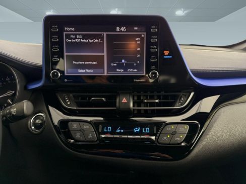 Used 2020 Toyota C-HR XLE FWD image 16